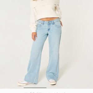Hollister low rise baggy jean size w27 long